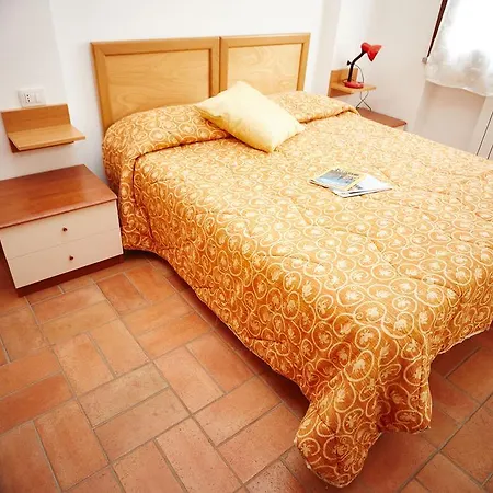 Il Borgo Degli Ulivi Farm stay